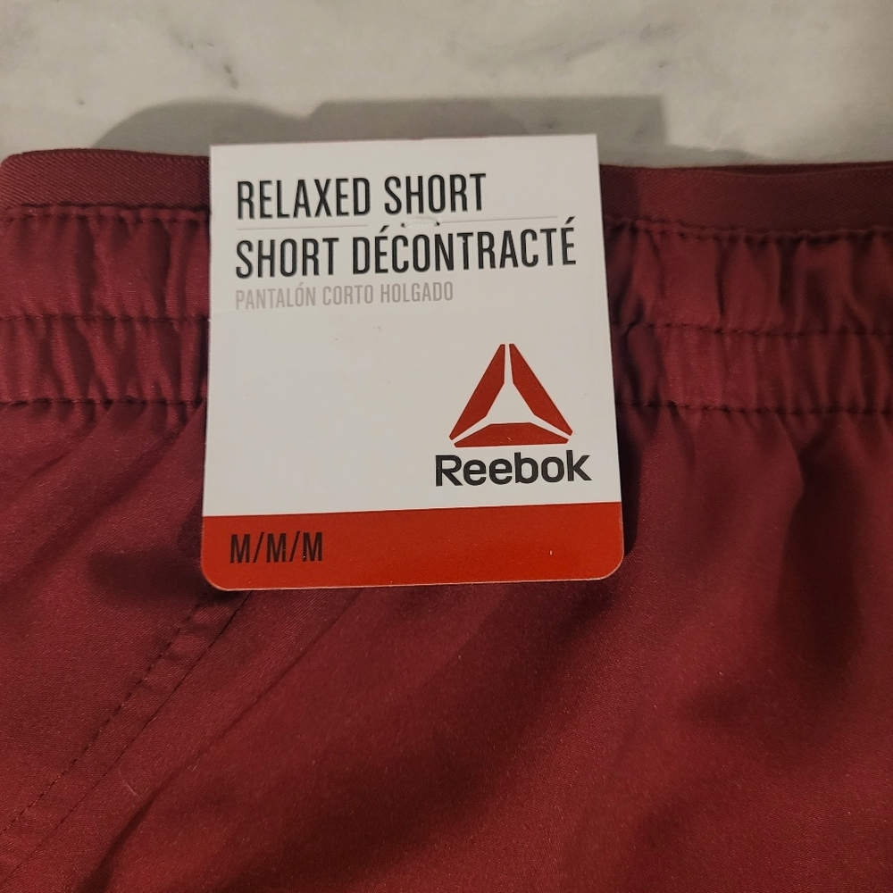 Womens Reebok Red Relaxed Shorts - Picture 3 of 4